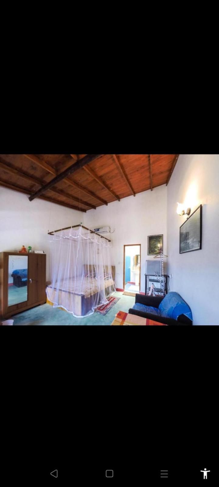 ホテル Hilltop Bungalow ミリッサ エクステリア 写真